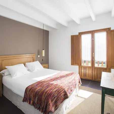 Errota-Barri Caserio Boutique منزل ريفي