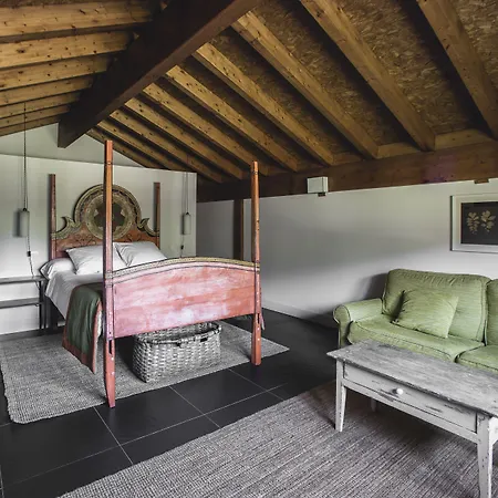 Errota-Barri Caserio Boutique * Larrauri