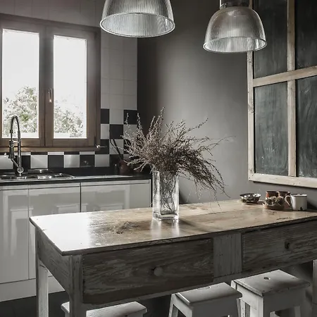 Errota-Barri Caserio Boutique منزل ريفي