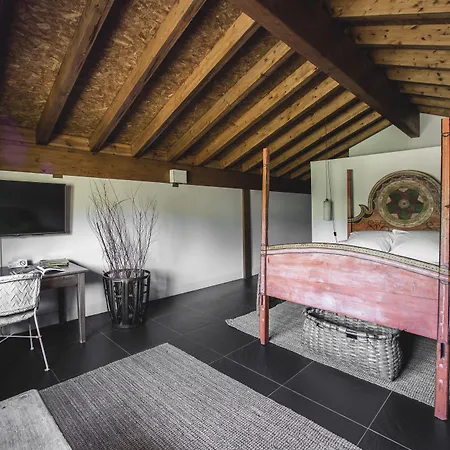 Errota-barri Caserio Boutique * Larrauri